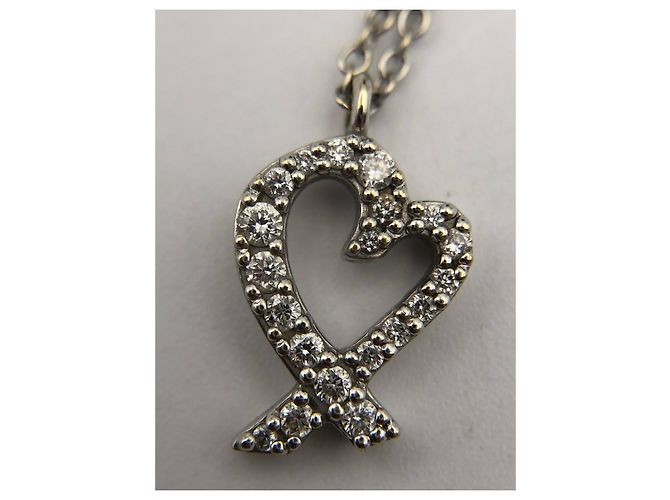 Collana con pendente Tiffany & Co. Paloma's Love Heart in oro bianco 18K e diamanti - vista 10