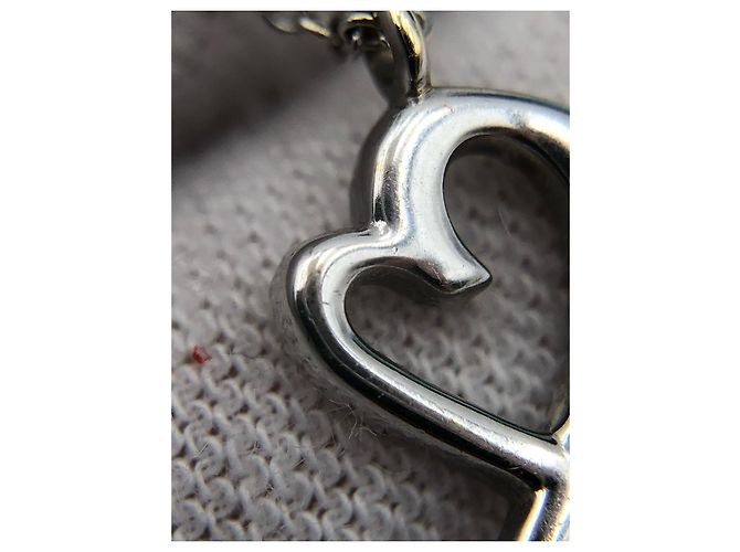 Collana con pendente Tiffany & Co. Paloma's Love Heart in oro bianco 18K e diamanti - vista 19