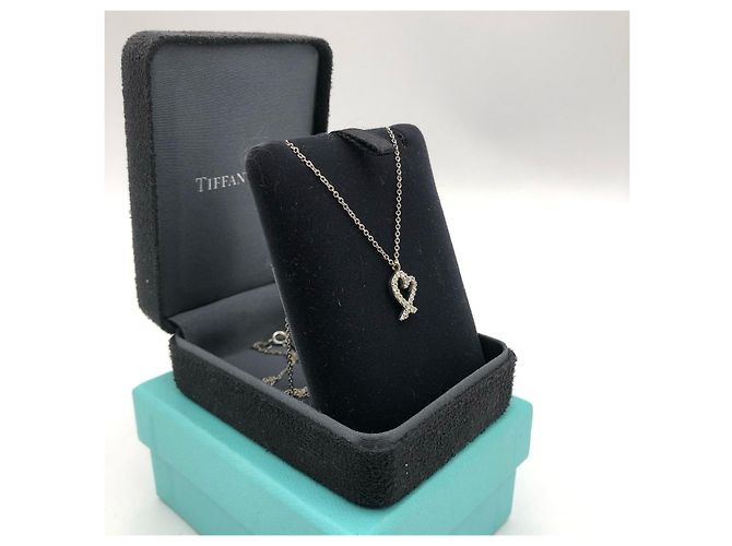 Collana con pendente Tiffany & Co. Paloma's Love Heart in oro bianco 18K e diamanti - vista 3