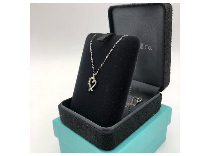 Collana con pendente Tiffany & Co. Paloma's Love Heart in oro bianco 18K e diamanti - vista 4