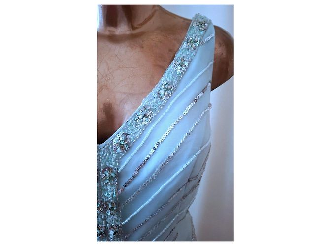 Autre Marque Hellblaues Abendkleid mit Pailletten und Perlen - Ansicht 11