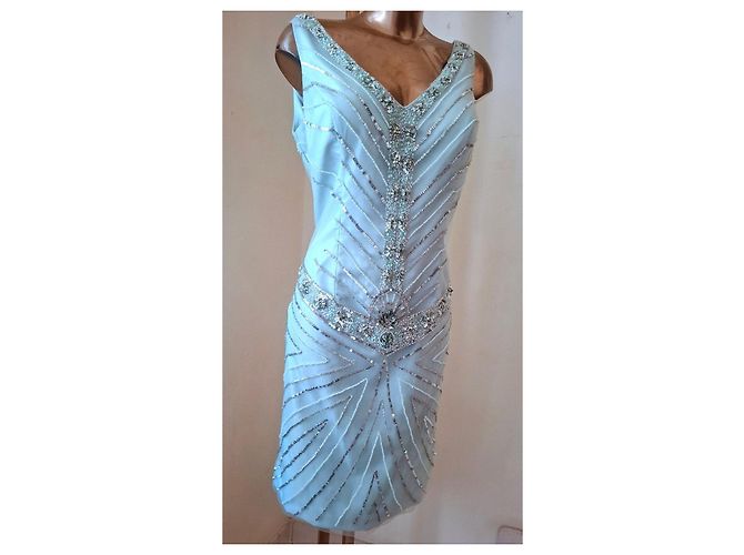 Autre Marque Hellblaues Abendkleid mit Pailletten und Perlen - Ansicht 3
