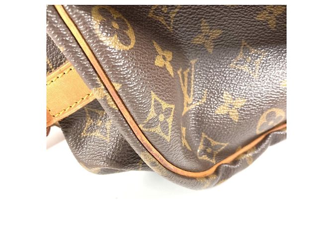 Borsa Louis Vuitton Monogram Saumur 35 Marrone - vista 15