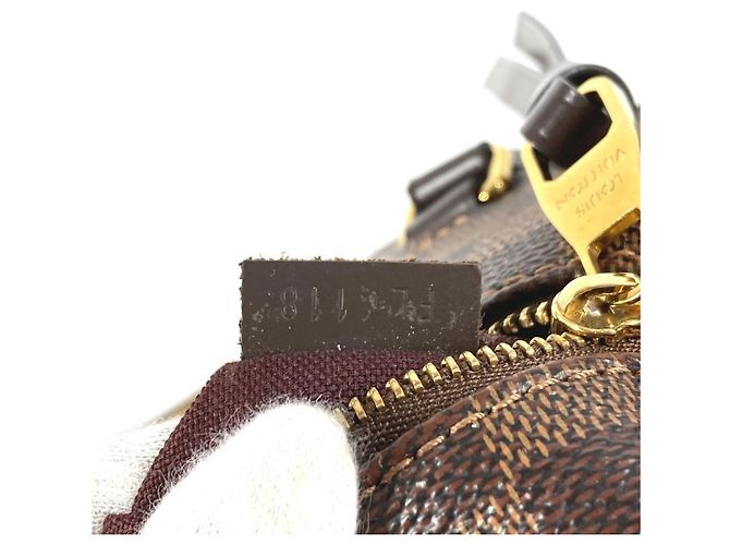 Borsa a tracolla Louis Vuitton Damier Iena MM Marrone Damier ebene - vista 12