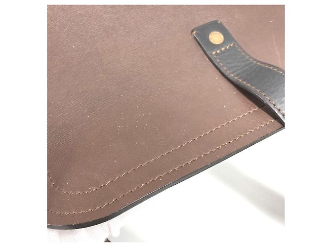 Louis Vuitton M92994 Utah Ohama Messenger Bag Marrone - vista 15