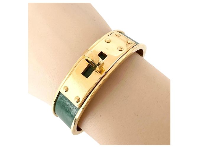 Hermès Bracciale Kelly Hermes in Oro e Pelle Verde D'oro - vista 4