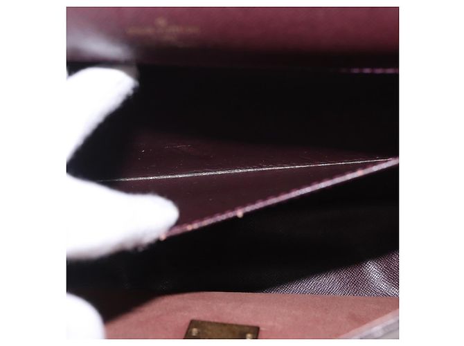 LOUIS VUITTON Taiga Porte Documents Angara Bag Acajou M30776 Auth bs35692 Marrone - vista 11