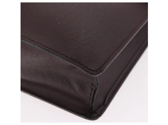 LOUIS VUITTON Taiga Porte Documents Angara Bag Acajou M30776 Auth bs35692 Marrone - vista 14
