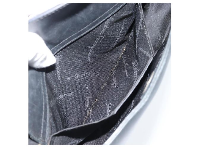Borsa a tracolla Salvatore Ferragamo Gancini in pelle nera e argento Auth ka4963 Nero - vista 18