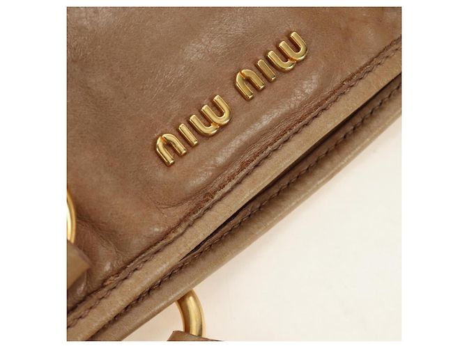 Borsa Miu Miu in pelle beige oro Auth 186439V D'oro - vista 9