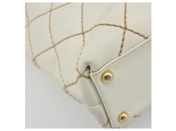 Borsa CHANEL Wild stitch in Pelle Bianco Oro CC Auth mr2601A D'oro - vista 11