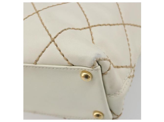 Borsa CHANEL Wild stitch in Pelle Bianco Oro CC Auth mr2601A D'oro - vista 12