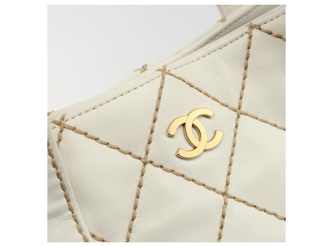 Borsa CHANEL Wild stitch in Pelle Bianco Oro CC Auth mr2601A D'oro - vista 15