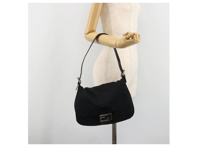 Borsa a tracolla FENDI Mamma Baguette in jersey di cotone nero e argento Auth yk20575 - vista 25