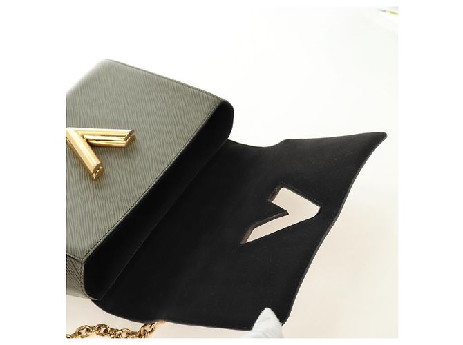 LOUIS VUITTON Borsa a tracolla Monogram Kabuki Twist MM M67270 LV Auth 186444SAM Monogramma - vista 24