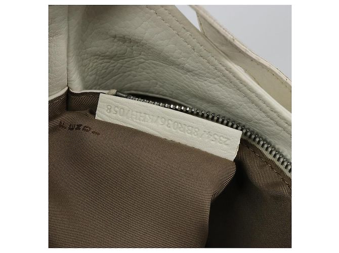 FENDI Mamma Baguette Schultertasche aus Leder weiß silber authentisch 185820M - Ansicht 24