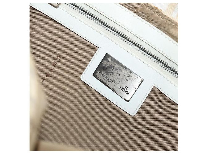 Borsa a tracolla FENDI Zucchino Canvas Mamma Baguette Bianco Argento Auth 186466V - vista 21