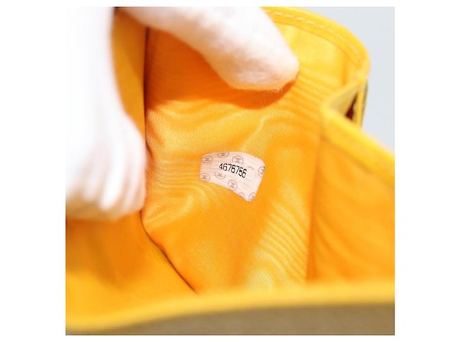 CHANEL COCO Mark Bifold Geldbörse aus Caviar-Leder Gelb CC Authentisch 188105M - Ansicht 19