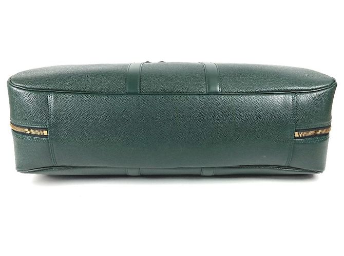 Borsa Louis Vuitton Taiga Elanga Enpoche Verde - vista 5
