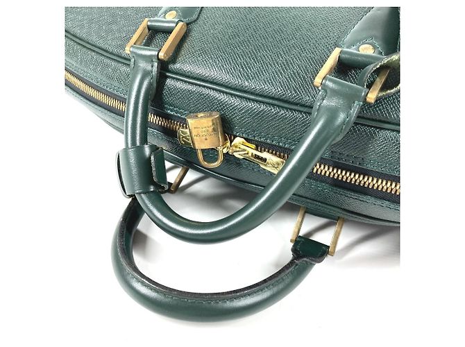 Borsa Louis Vuitton Taiga Elanga Enpoche Verde - vista 8
