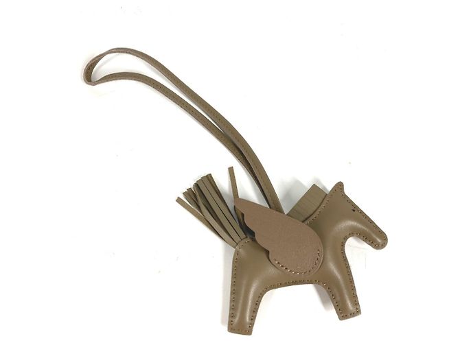 Hermès Portachiavi Hermes Cavallo Cheval Rodeo Pegasus PM Beige Taupe - vista 5