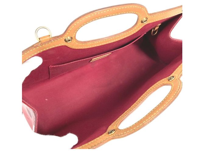 Bolso Louis Vuitton Monogram Vernis Roxbury Drive Roja - vista 13