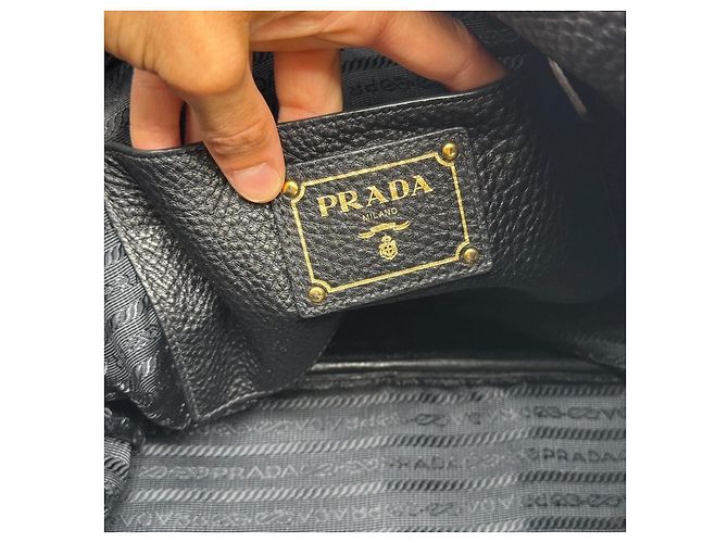 Tote Prada Tasche aus schwarzem Leder - Ansicht 10
