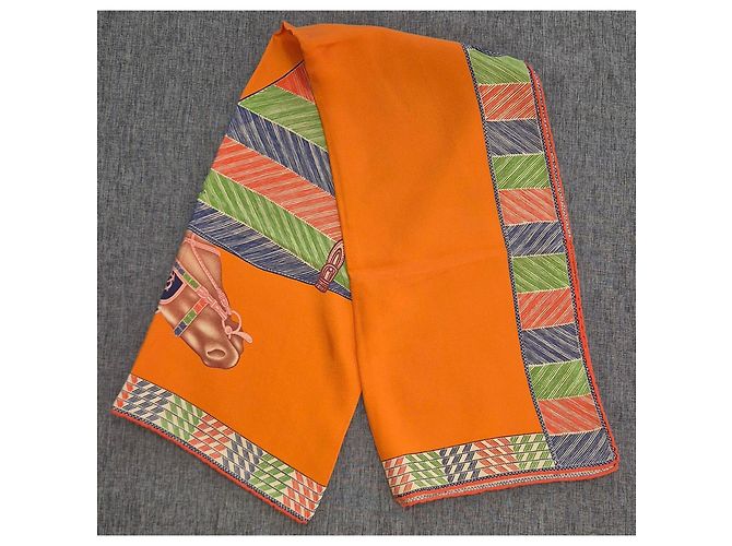 Bufanda de seda Hermès 'Favori du Faubourg' Roja Azul Verde Naranja - vista 9