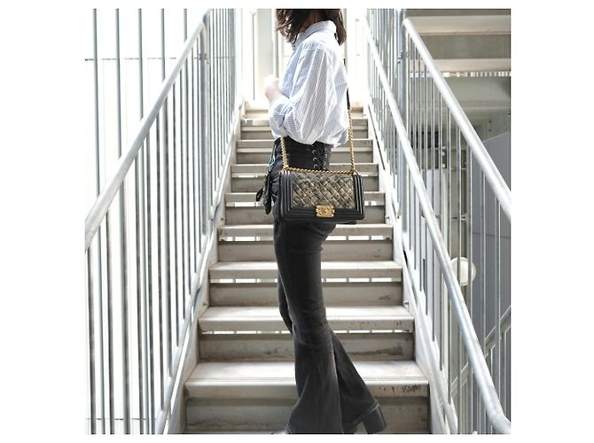Borsa a Spalla Chanel Boy Metallica Metallico - vista 15
