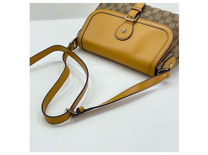 Borsa a tracolla Gucci Sukey in giallo - vista 9