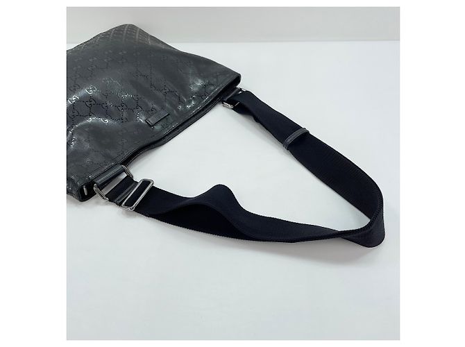 Borsa a Spalla Gucci GG Stampata in Nero - vista 10