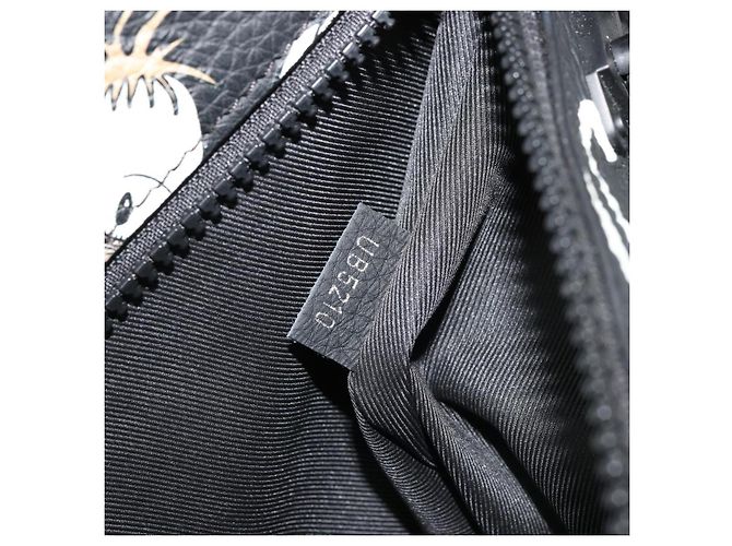 Louis Vuitton LV Friends A4 Estampado Monogram em Couro Taurillon Preto - vista 7