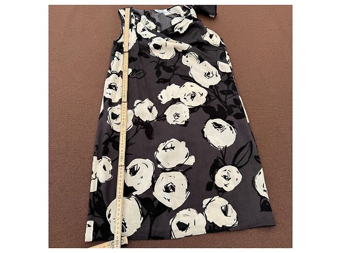 Moschino Cheap and Chic Kleid mit Blumenprint Schwarz Weiß - Ansicht 8