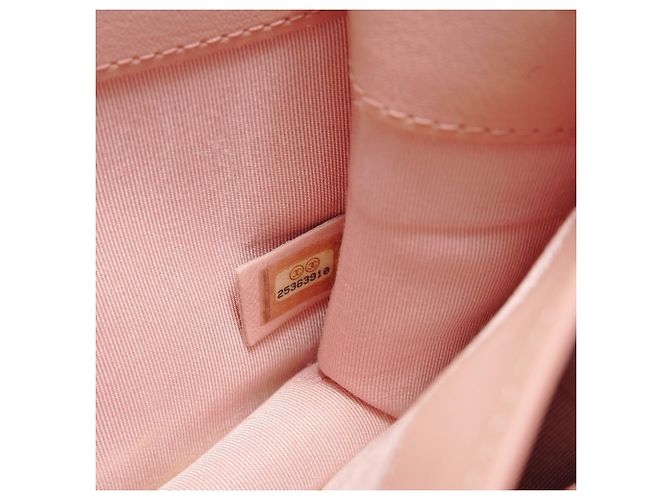 Borsa a tracolla con catena in pelle Chanel Half Coco Mark Rosa - vista 10