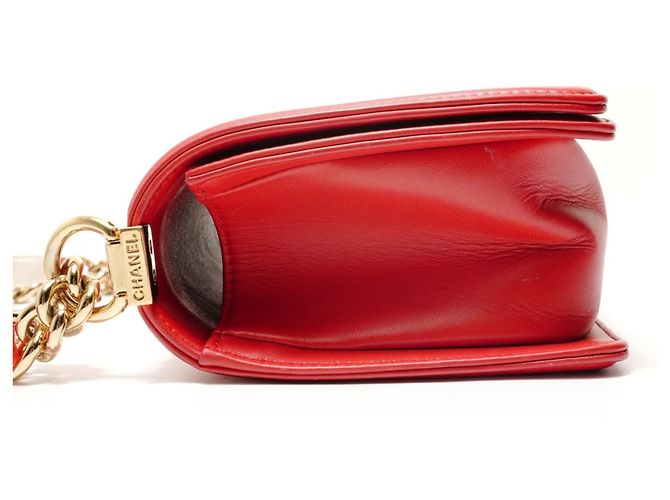 Borsa a tracolla Chanel Boy Rossa Rosso - vista 3