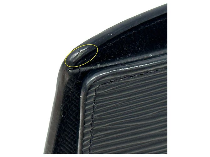 Louis Vuitton Epi Leather Bi-Fold Wallet Black - view 14
