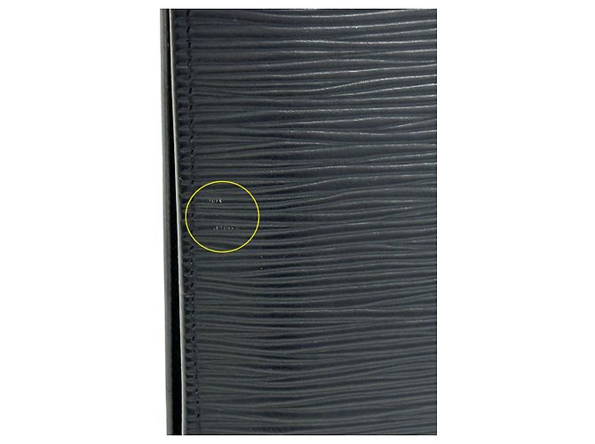 Louis Vuitton Epi Leather Bi-Fold Wallet Black - view 16