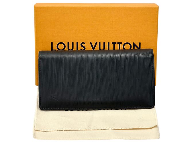 Louis Vuitton Epi Leather Bi-Fold Wallet Black - view 6