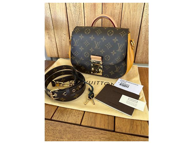Borsa Louis Vuitton Eden PM Monogram Marrone Monogramma - vista 2