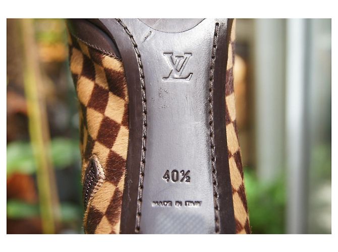 Louis Vuitton Stivaletti Damier Azur in pelle e pony Marrone - vista 10
