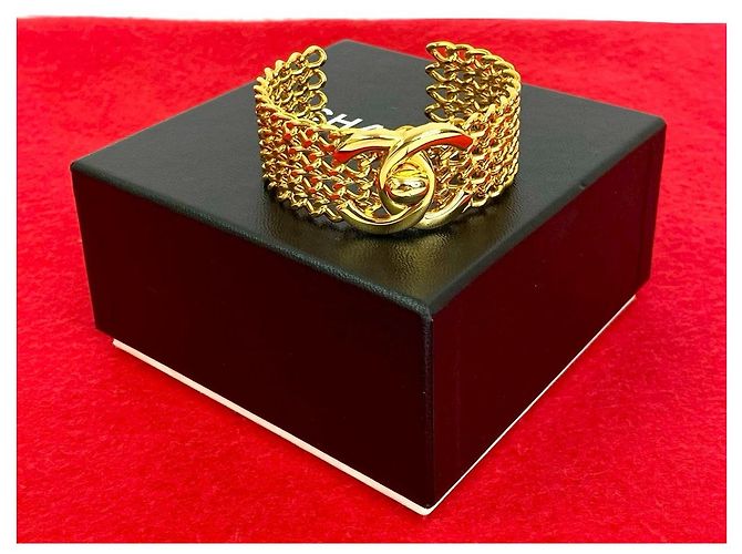 Timeless Chanel Coco Mark Turnlock Armreif Golden - Ansicht 2