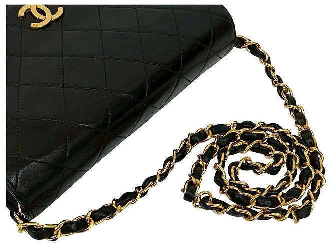 Timeless Borsa a tracolla Chanel Matelasse in agnello Nero - vista 5