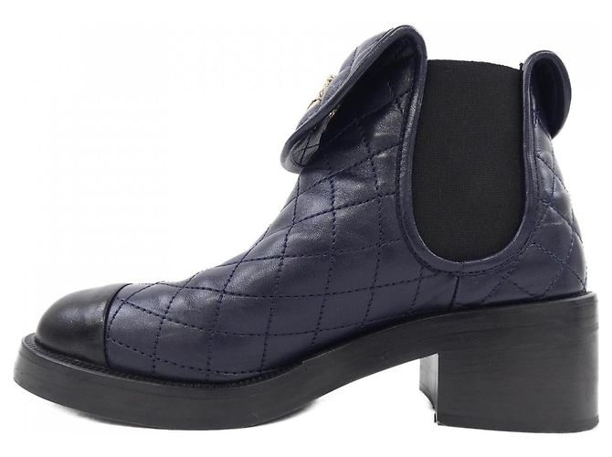 Timeless Botines CHANEL de piel de cordero Azul Azul marino - vista 2