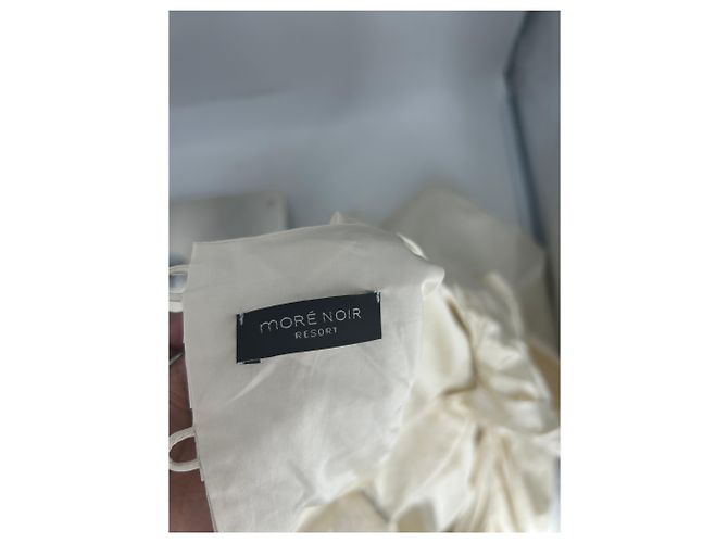Autre Marque Vestido MORE NOIR blanco con espalda descubierta de algodón - vista 5