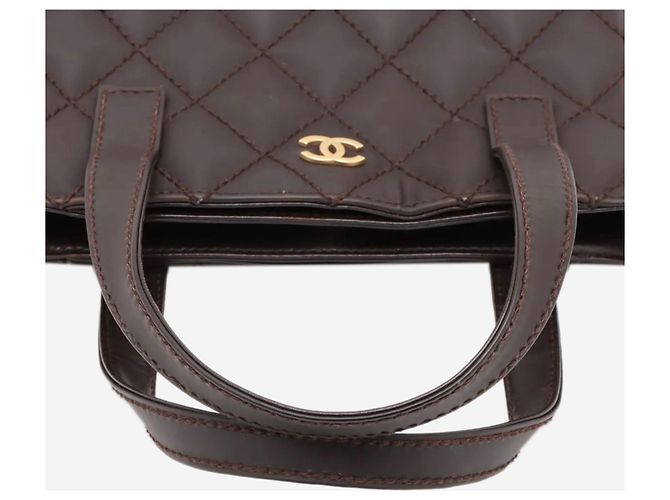 Chanel Borsa tote in pelle vintage 2003 Wild-Stitch marrone - vista 3