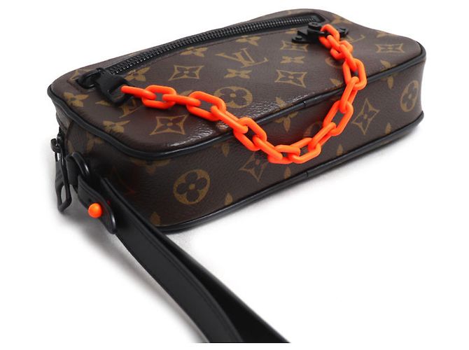 Clutch Pochette Volga Louis Vuitton Marrone - vista 3