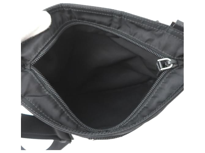 Borsa a tracolla in nylon nero Prada - vista 6