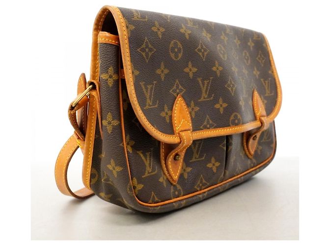 Borsa a Spalla Louis Vuitton Monogram Gibeciere MM Marrone - vista 2