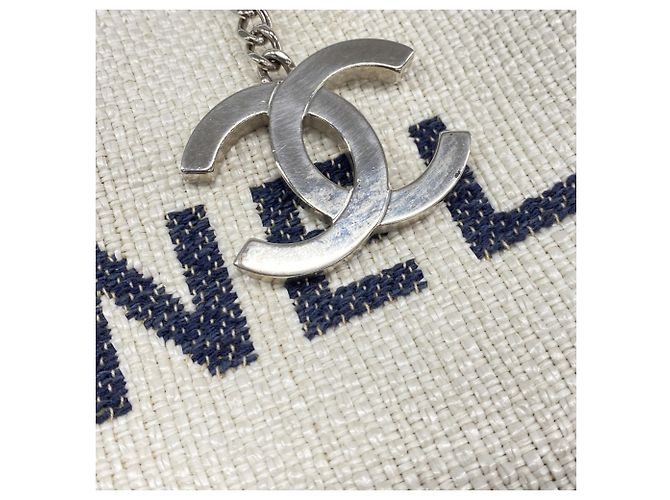 Chanel Deauville Stroh-Tote-Bag mit Kette Marineblau - Ansicht 8