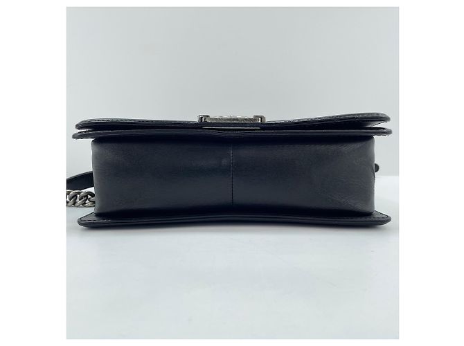 Borsa a tracolla Chanel Boy Medium in nero - vista 7